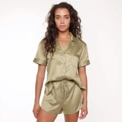 LingaDore Satijn Shortama Set - 6801SET - Olijf - XS 15 LingaDore Satijn Shortama Set - 6801SET - Olijf - XS -Lingadore 1200x1200 2925